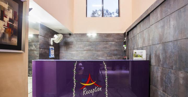 Hotel Aristro Lonavala Bagian luar foto